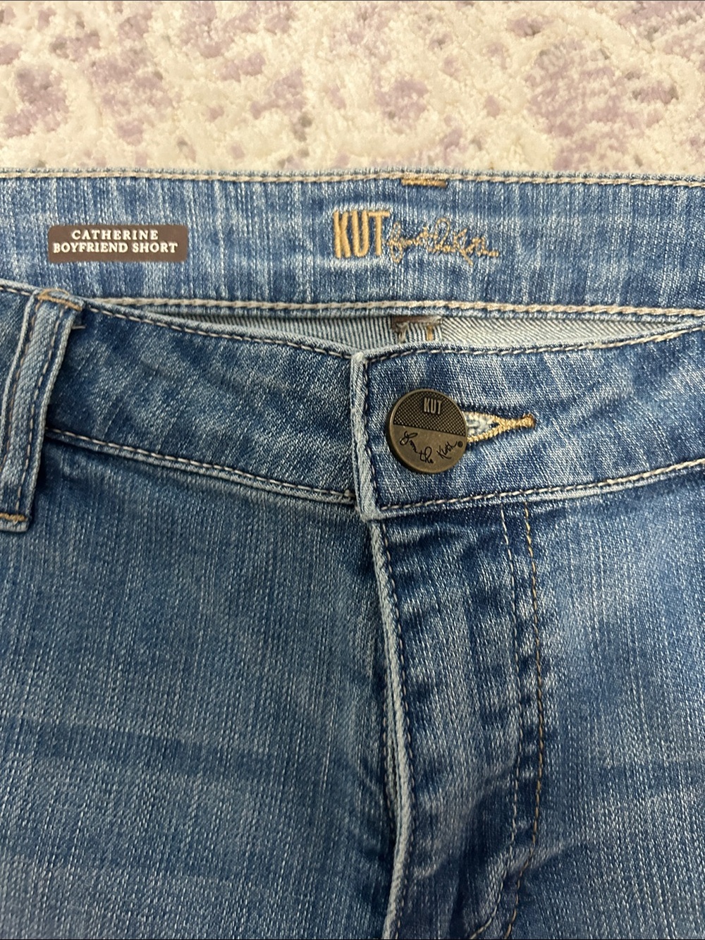 KUT FROM THE KLOTH Classic Blue Distressed Denim Shorts - Women 12 - Picture 2 of 11
